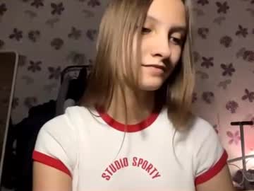 Lynellegundelach live cam preview — HD — new — age 18