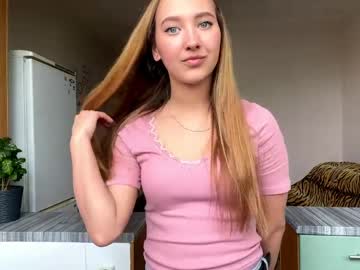 Live Cams Madalyneaks, 18 yrs - Chaturbate Live