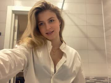 Live cam boy Madelynschlee, 19 yrs – Hot Male Cams