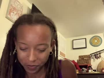Mamamissthang live cam preview — HD — findom — age 0