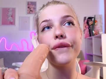 Live cam boy Maya_blonde18, 19 yrs – Hot Male Cams