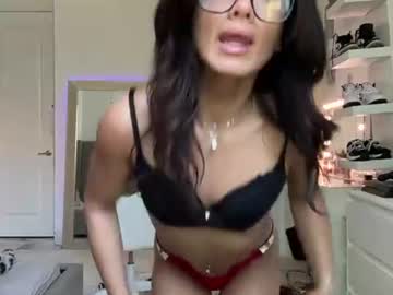 Mayaaxx live cam preview — HD — 18 — age 18