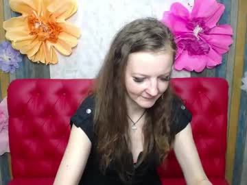 Live Milf Meganpirs, 31 yrs – Hot Milf Cams