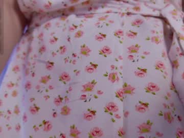 Live Feet Fetish Performer Milly_shy, 20 yrs - Ted's Cam Directory