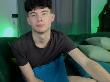 Live cam boy Moon_gloww, 18 yrs – Hot Male Cams