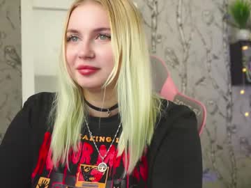 Live cam boy Moon_valkyriie, 99 yrs – Hot Male Cams