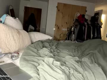 Live cam boy Mysteriousmadam_ – Hot Male Cams