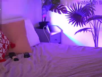 Naomi Nova  live cam preview — HD — new — age 18