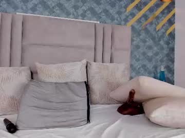 Niiamoore  live cam preview — HD — ebony — age 20