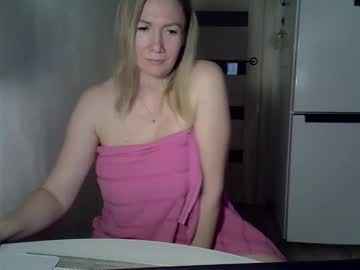 Live Milf Niki_strike – Hot Milf Cams