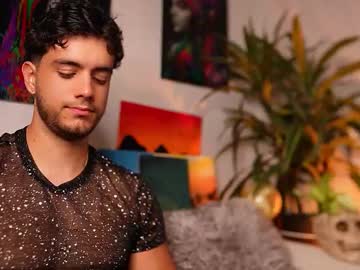 Live cam boy Noha_miler, 26 yrs – Hot Male Cams