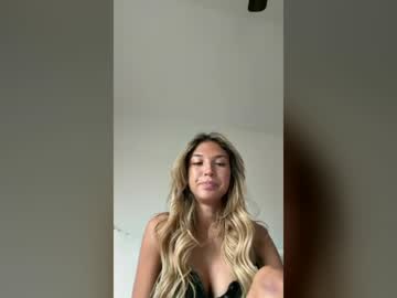 Olivia2008 live cam preview — new — age 18