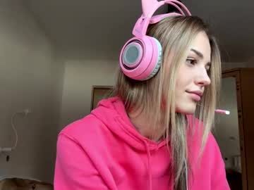 Ozellagranville live cam profile photo