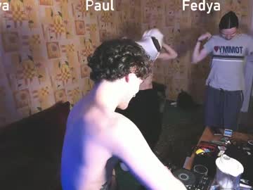 Live cam boy Paulgaycastro, 19 yrs – Hot Gay Cams