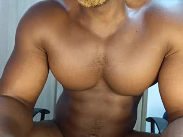 Pecsblack888 live cam profile photo — HD — muscle — age 30 — lol