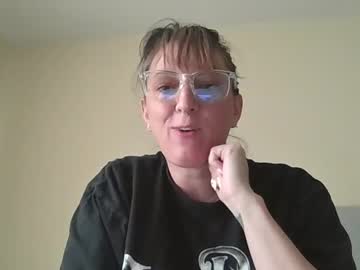 Live Milf Pennypettyworth, 41 yrs – Hot Milf Cams