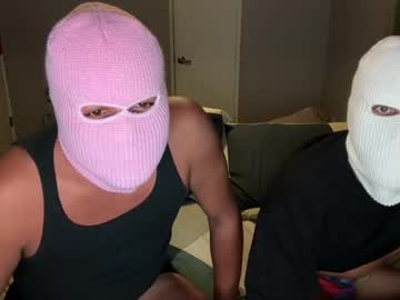 Pleasurebroz live cam preview — men — age 0