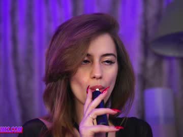 Live Cams Plump_bums, 24 yrs - Chaturbate Live