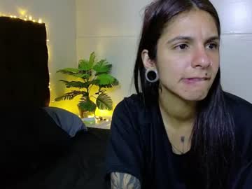 Rarastate live cam preview — skinny — age 24