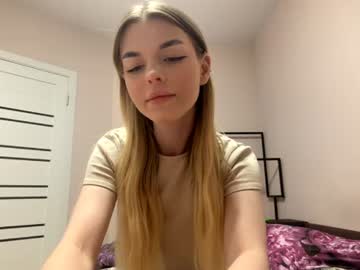 Rosalbarediker live cam preview — HD — young — age 18