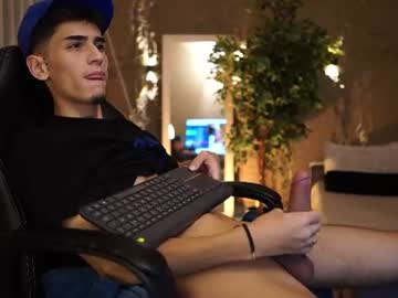 Saintluxx live cam preview — HD — bigcock — age 20