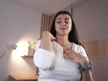 Salliereactorie live cam preview — HD — new — age 18