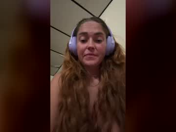 Samiichristinee live cam preview — bigtoys — age 0