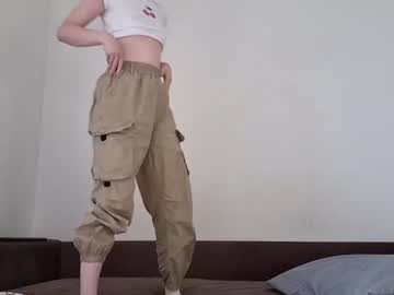 Sandrakienzle live cam preview — HD — teen — age 0