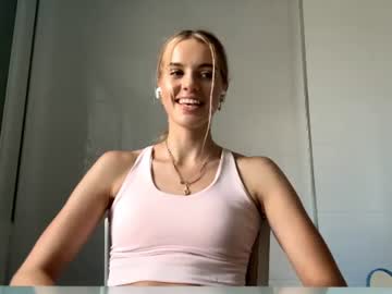 Sharlenechenier live cam preview — HD — new — age 18