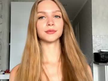 Live cam boy Shemikaneugin, 18 yrs – Hot Male Cams
