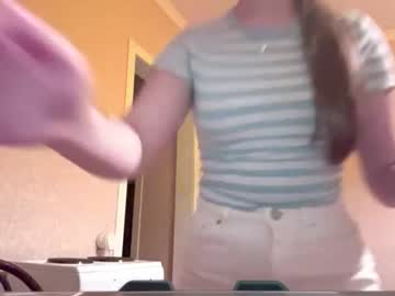 Live Cams Sherlynmcloy, 19 yrs - Chaturbate Live