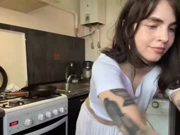 Silviawilham live cam preview — HD — new — age 26