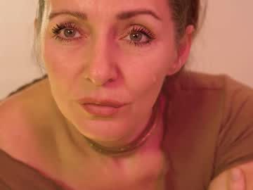 Live Milf Smilinglove – Hot Milf Cams