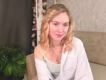 Stephaineglymph live cam preview — HD — natural — age 18
