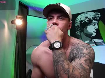 Live cam boy Thomas_falcon1, 27 yrs – Hot Male Cams