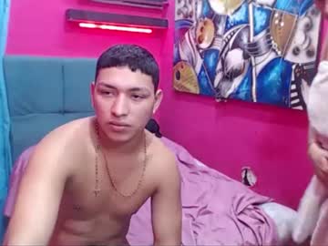 Live cam boy Twink_fucks, 18 yrs – Hot Male Cams