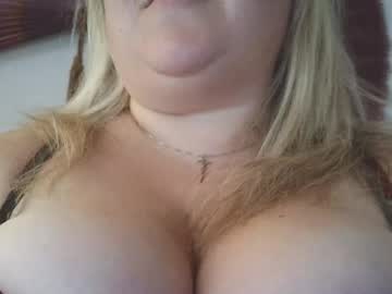 Urfavoritesin22 live cam preview — bigboobs — age 0