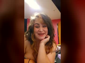 Live Milf Warewolfeyes, 37 yrs – Hot Milf Cams