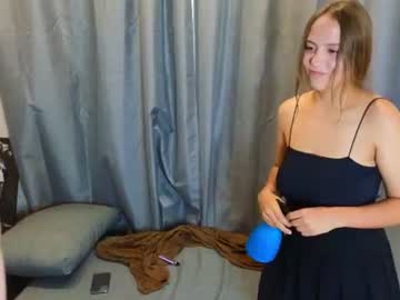 Live cam boy We_love_pineapple_juice, 19 yrs – Hot Male Cams