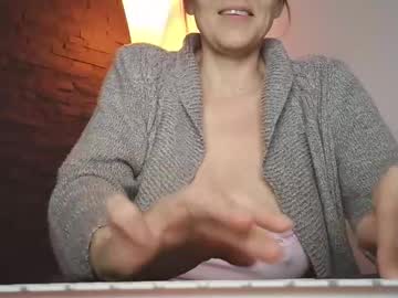 Live Milf Wickedtease, 44 yrs – Hot Milf Cams