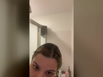 Wrinklesolesxo live cam preview — bigboobs — age 0