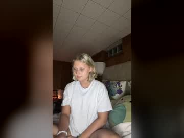 Xobella59 live cam preview — blonde — age 0