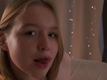 Live Cams Yangsperanza, 19 yrs - Chaturbate Live