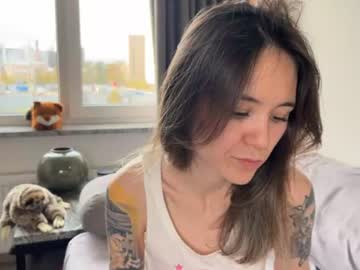 Zerocalories live cam preview — HD — natural — age 25