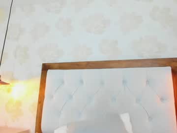 Zoe Collins4 live cam preview — HD — deepthroat — age 19